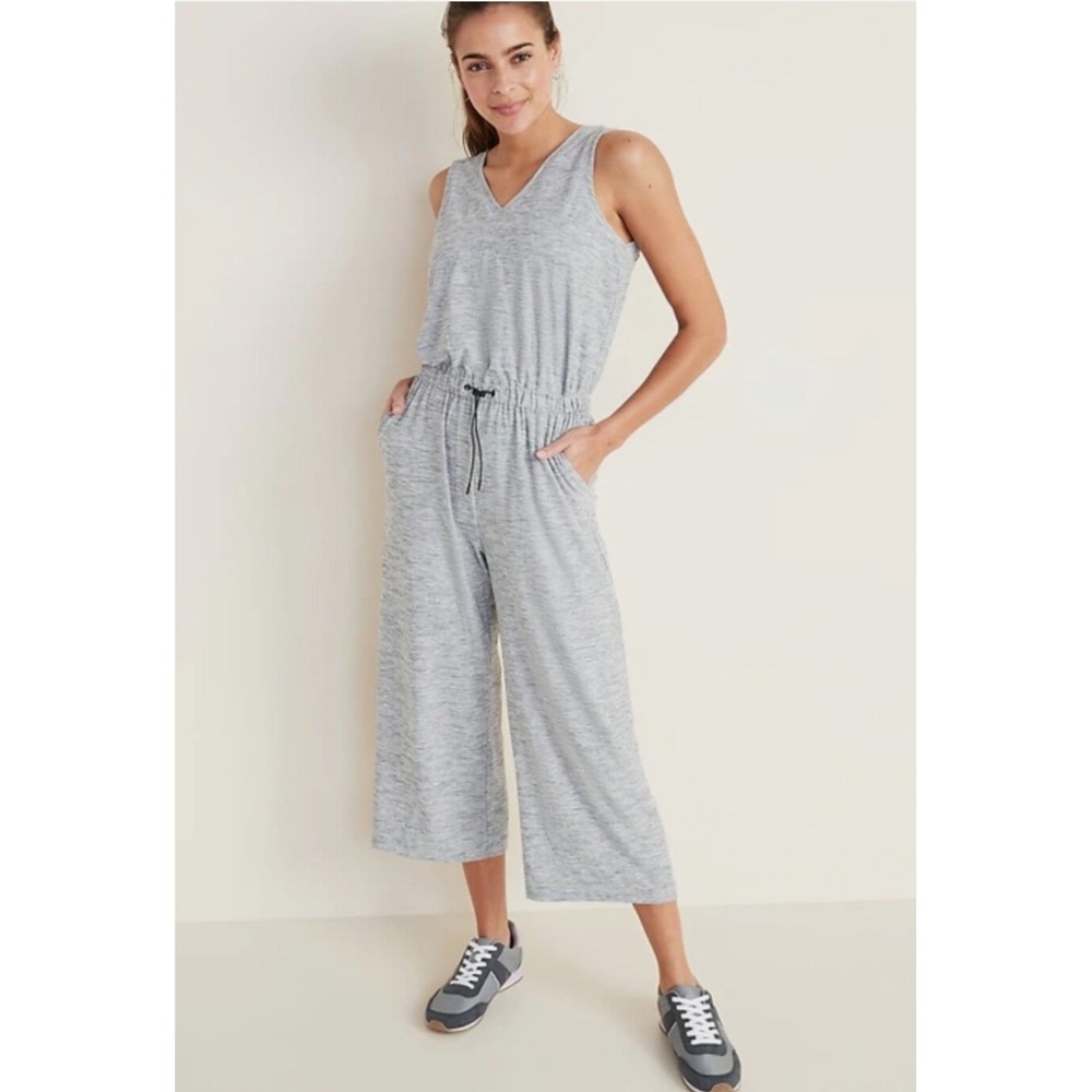 Old Navy Active Womans Large Breathe On Jumpsuit Wide Leg Grey Pockets Crop